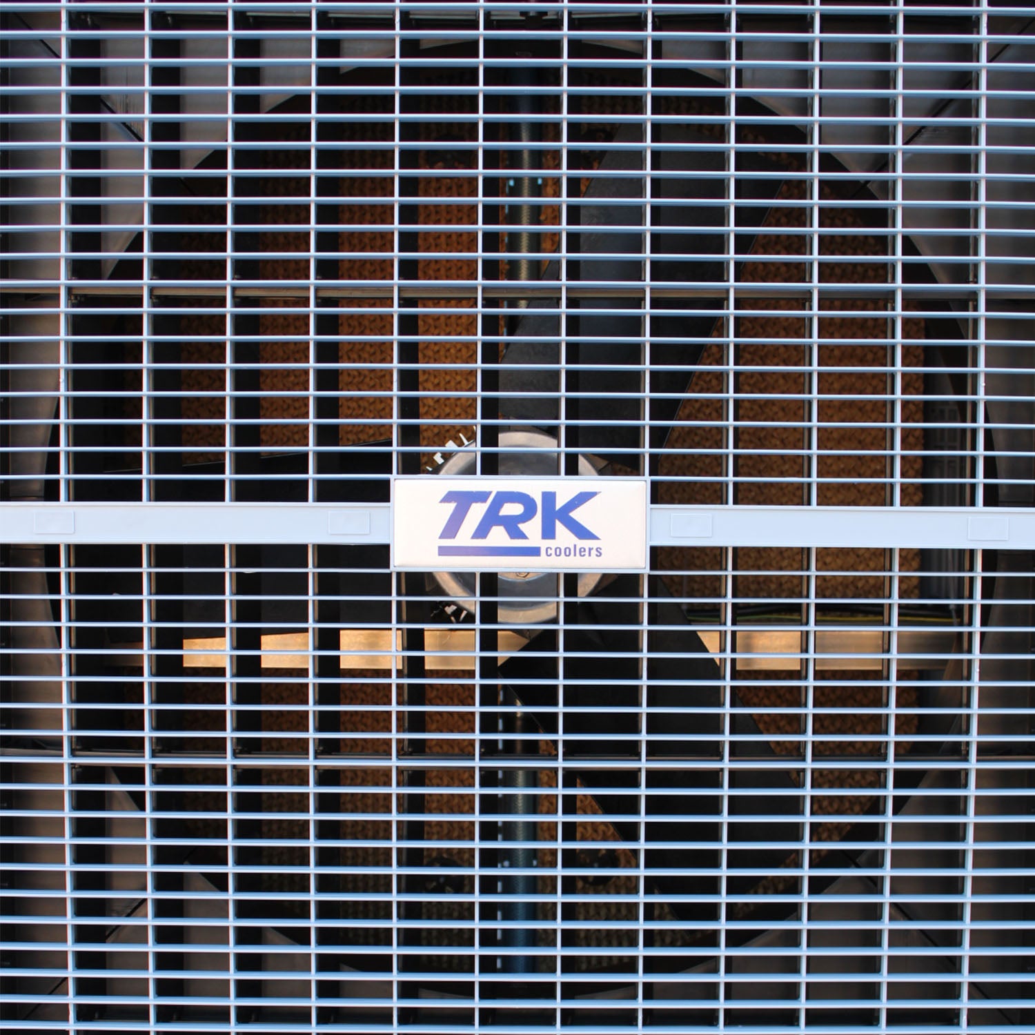 Cooler Enfriador Evaporativo Portátil TRK 12000 Uso Rudo